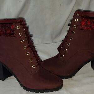 WOMEN'S SIZE 9 TIMBERLAND BOOTS
